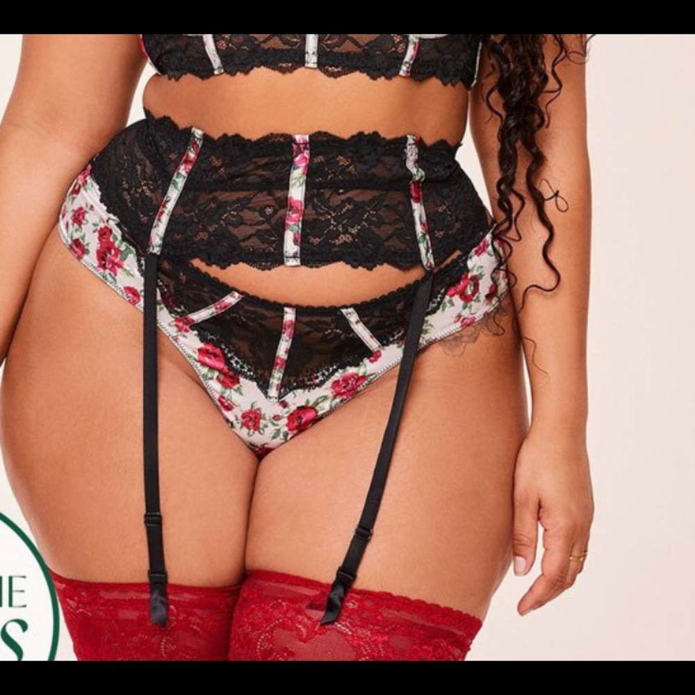Adore me svana garter belt- 1x